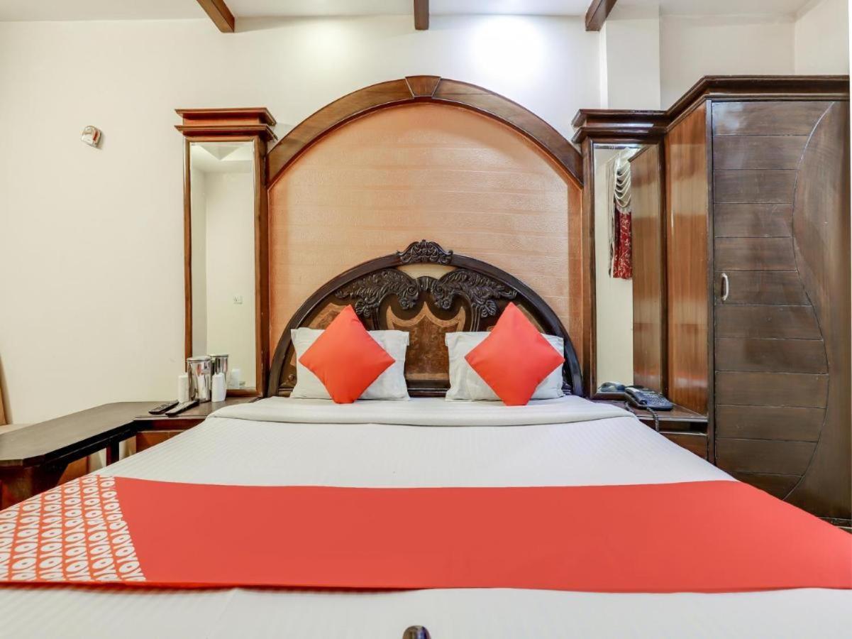Hotel Roma Deluxe - New Delhi Railway Station 외부 사진